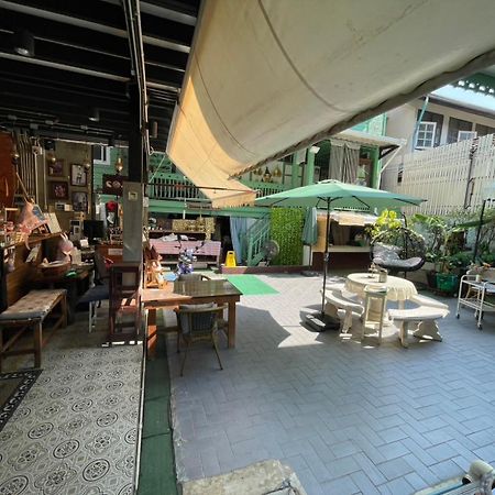 Green Teak House Bangkok Kültér fotó