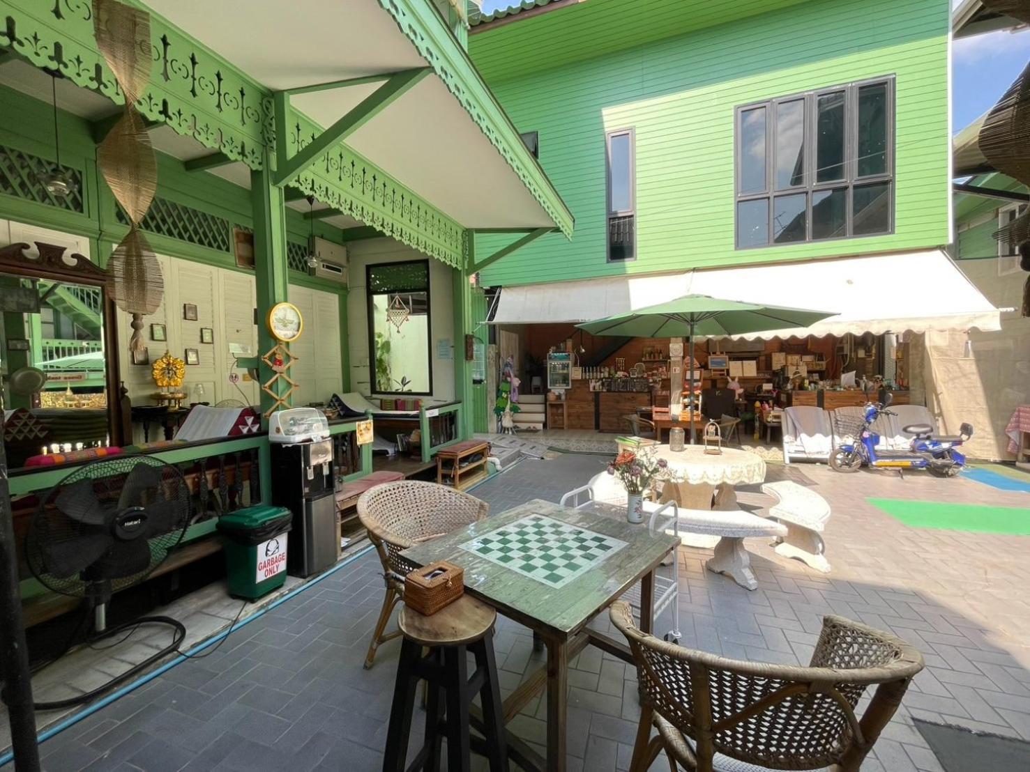 Green Teak House Bangkok Kültér fotó