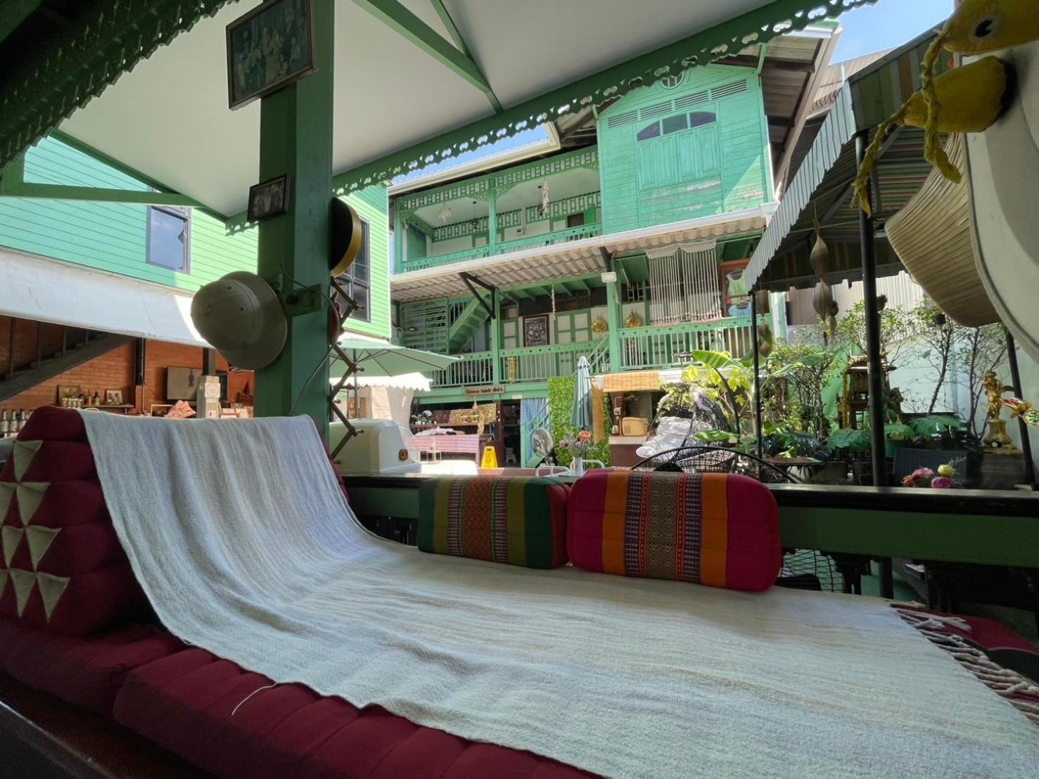 Green Teak House Bangkok Kültér fotó