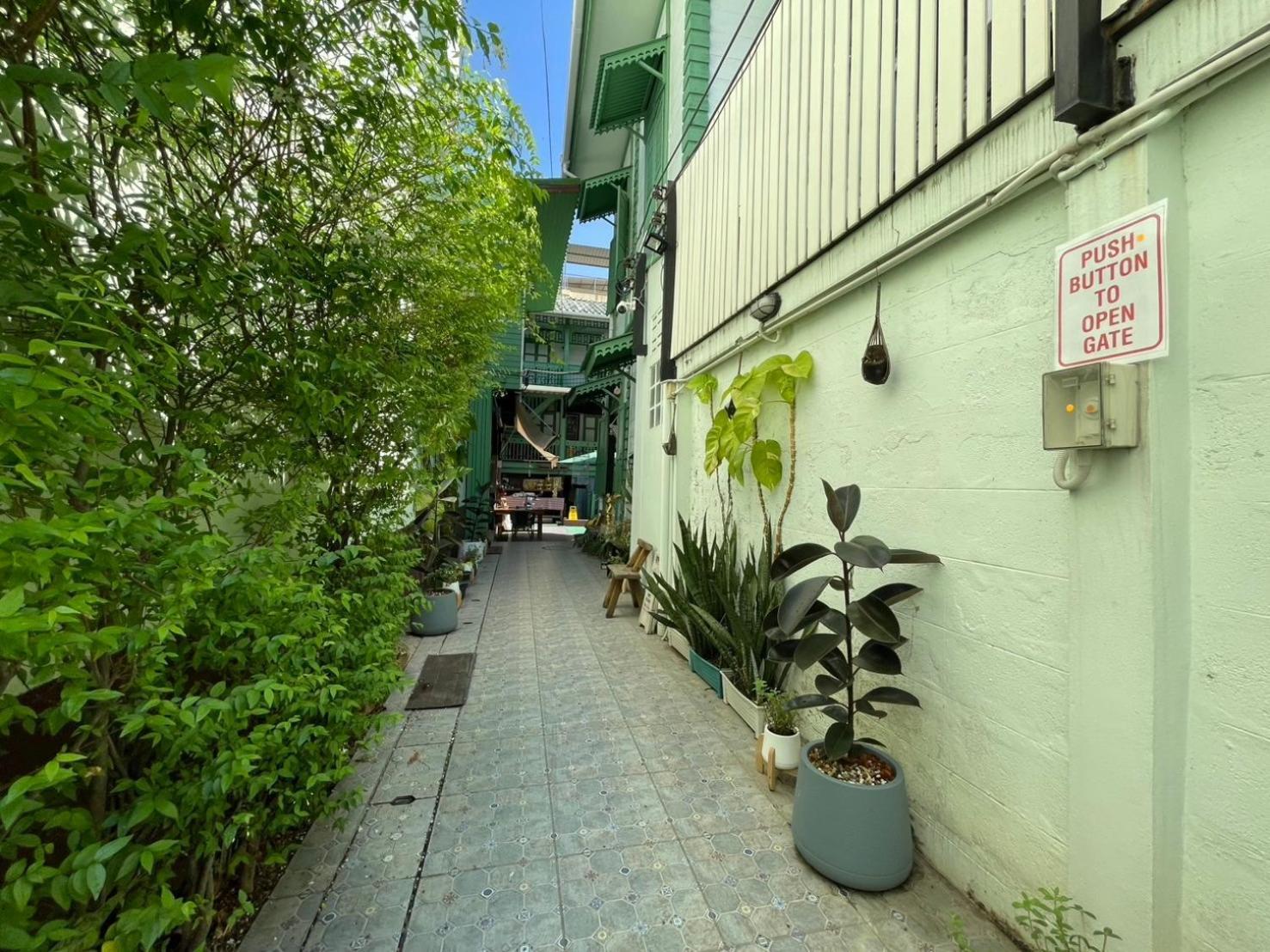 Green Teak House Bangkok Kültér fotó