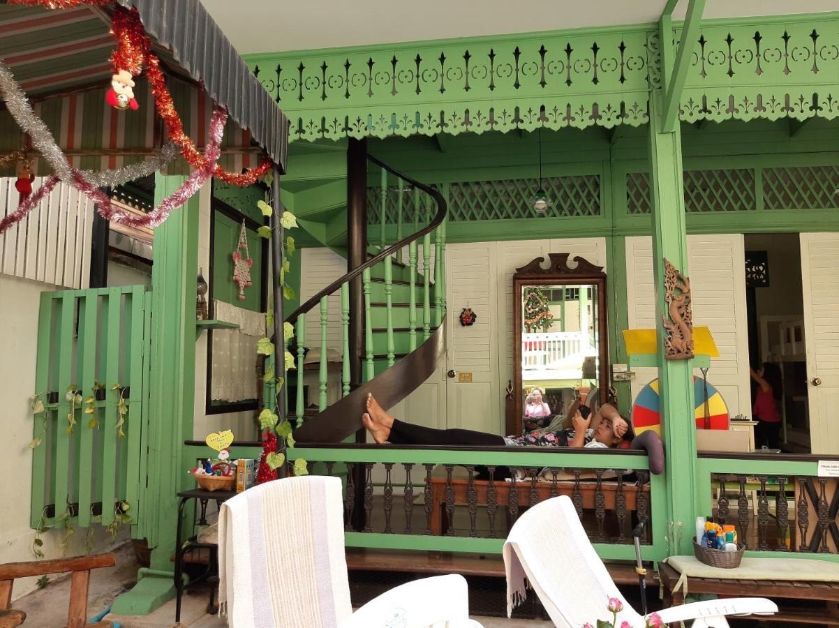 Green Teak House Bangkok Kültér fotó